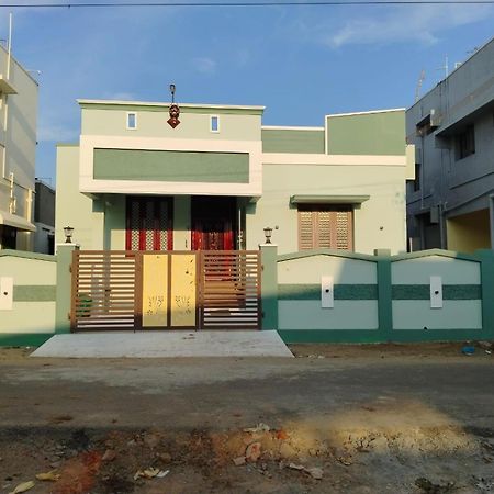 Thirunallar Ganesha'S Homestay 开利开尔 外观 照片